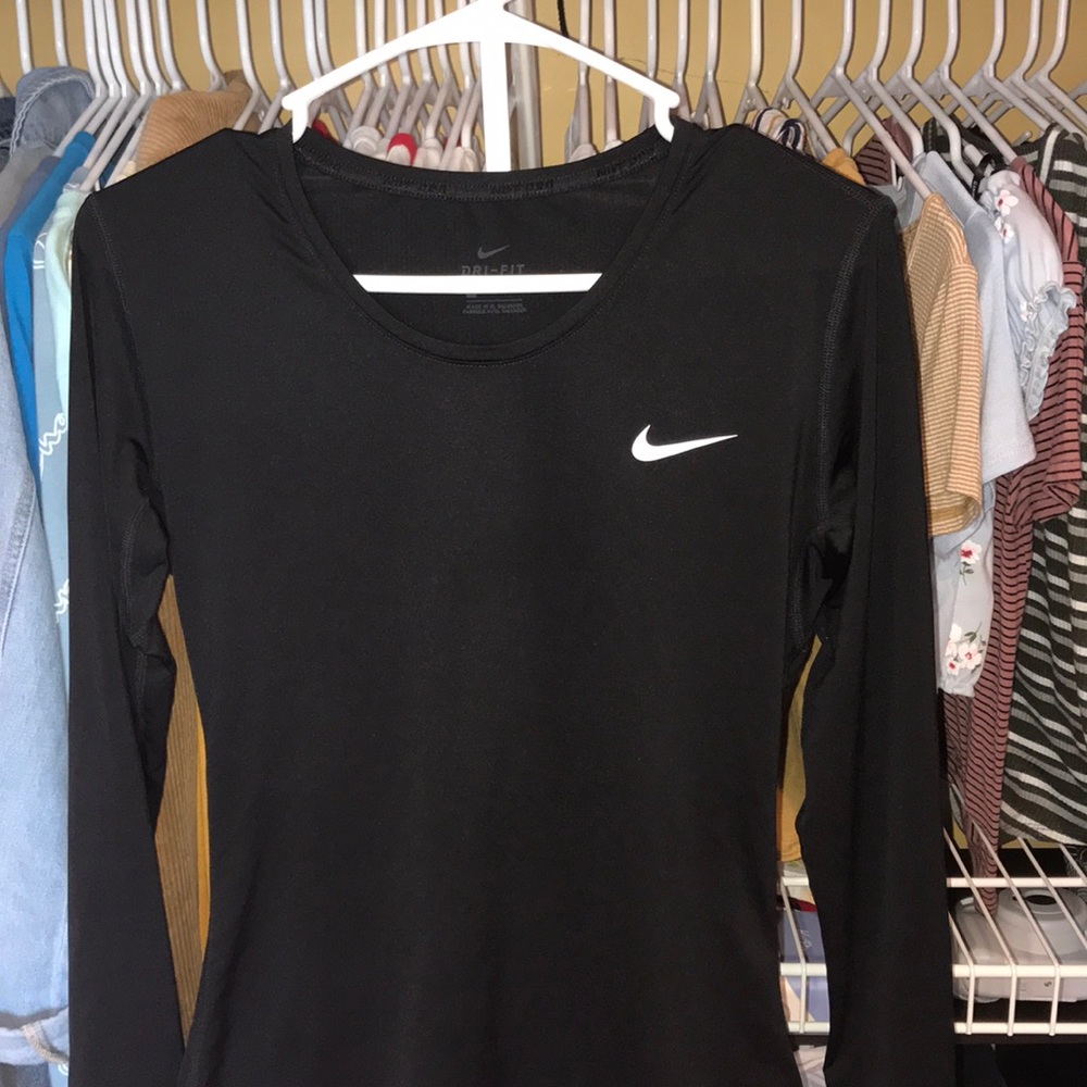 NIKE dri-fit long sleeve